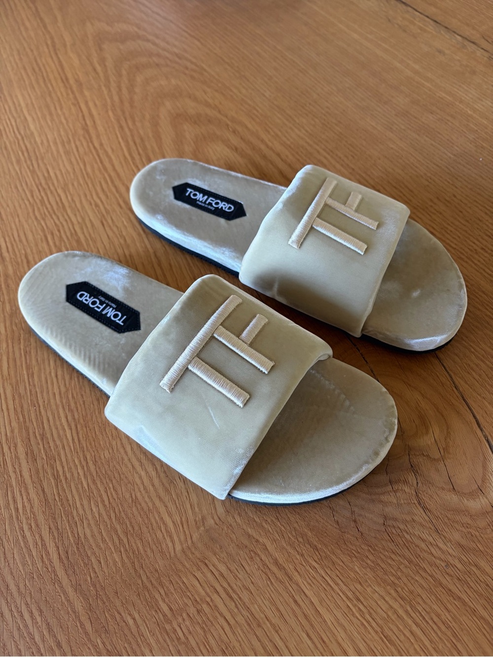 Tom Ford Men’s Velvet House Slippers - Size 10